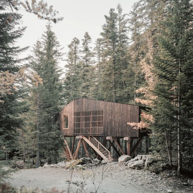 Two Cabins Perched On Stilts in Saint-Martin-Vésubie, France
Designed by Cyril Chênebeau
Photography by Cyril Chênebeau

@cyrilchenebeauarchitecte 

#architecturedesign #archilovers #architect #house #housedesign #housetour #instagood #instafollow #luxury #lifestyle #urbanadesign #inspiration #architexture #architecturephotography #photooftheday