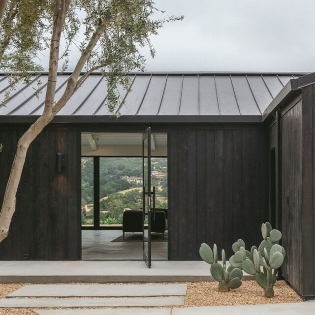 Vista Residence in Montecito, California
Designed by Anacapa
Photography by Erin Feinblatt

@anacapa_architecture 
@erinfeinblatt 

#architecturedesign #archilovers #architect #house #housedesign #housetour #instagood #instafollow #luxury #lifestyle #urbanadesign #inspiration #architexture #architecturephotography #photooftheday #california #californiahomes