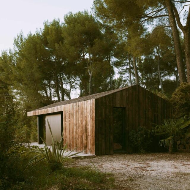 Pine Nut Cabin in Marseille, France
Designed by daab design
Photography by Henry Woide

@daabdesign 

#architecturedesign #archilovers #architect #house #housedesign #housetour #instagood #instafollow #luxury #lifestyle #urbanadesign #inspiration #architexture #architecturephotography #photooftheday