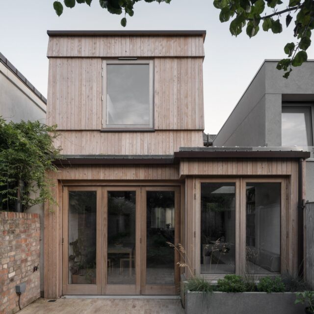 Apple Tree Terrace in Dublin, Ireland
Designed by Scullion Architects
Photography by Johan Dehlin

@scullionarchitects 

#architecturedesign #archilovers #architect #house #housedesign #housetour #instagood #instafollow #luxury #lifestyle #urbanadesign #inspiration #architexture #architecturephotography #photooftheday
